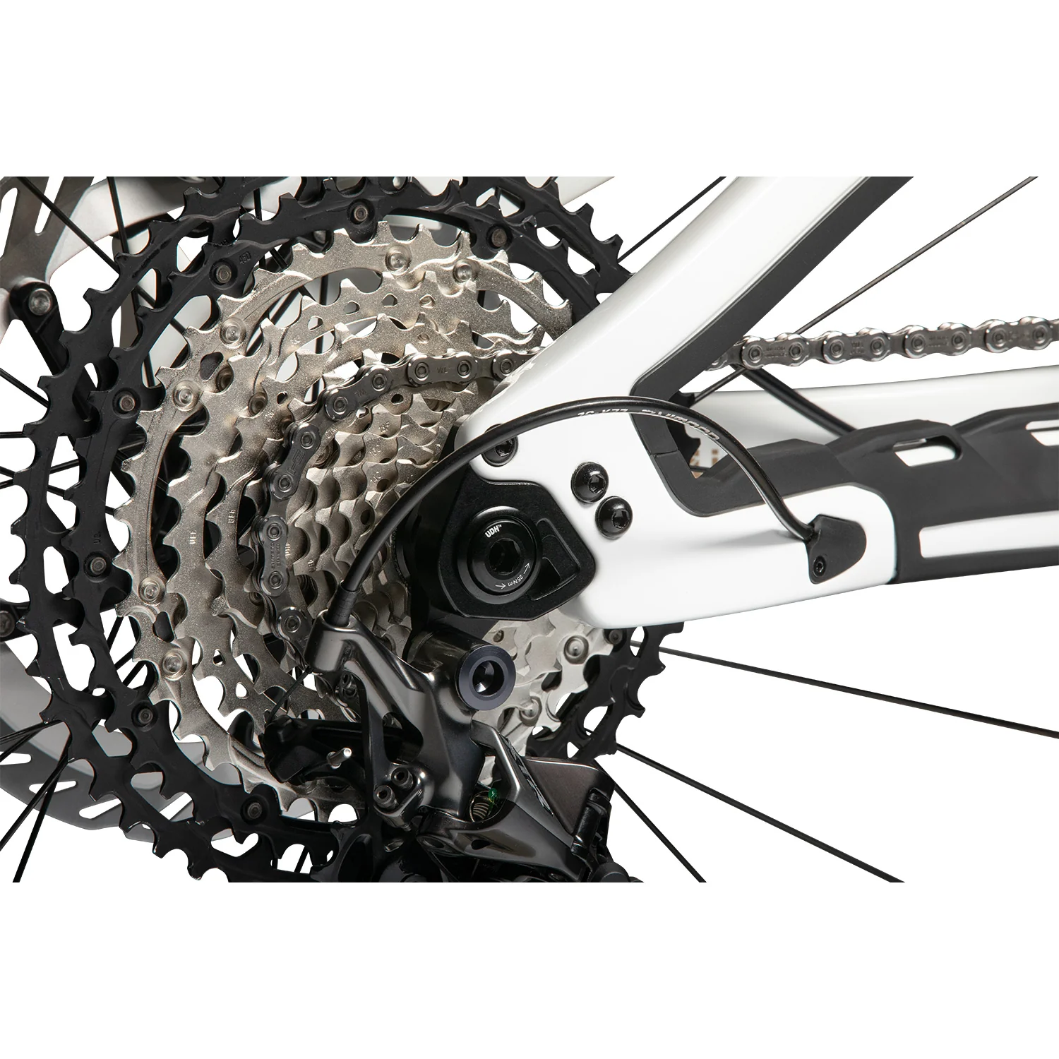 Pivot Cycles Firebird 2025 - Image 15